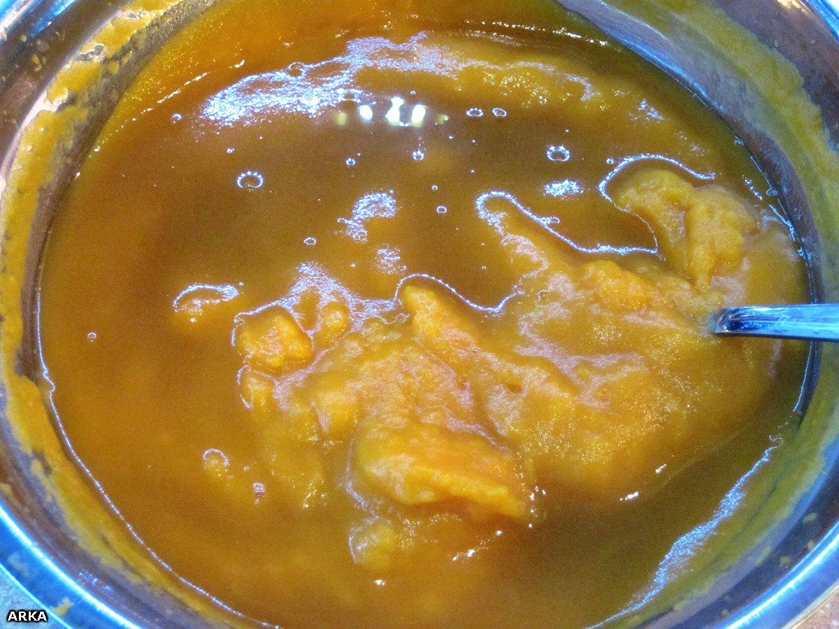 Mushroom cream soup with sweet potato in a multicooker Redmond RMC-M4502