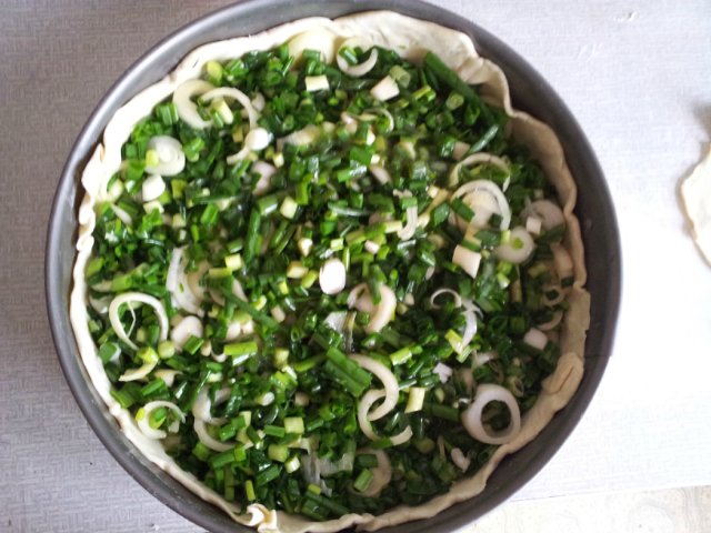 Zöld hagyma pite