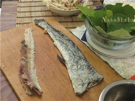 Stuffed pike in grape leaves from the movie Ognivo