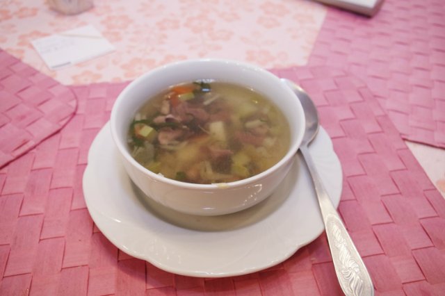 Minestrone en ruso - sopa ligera de verano (multicocina de Maruchi)