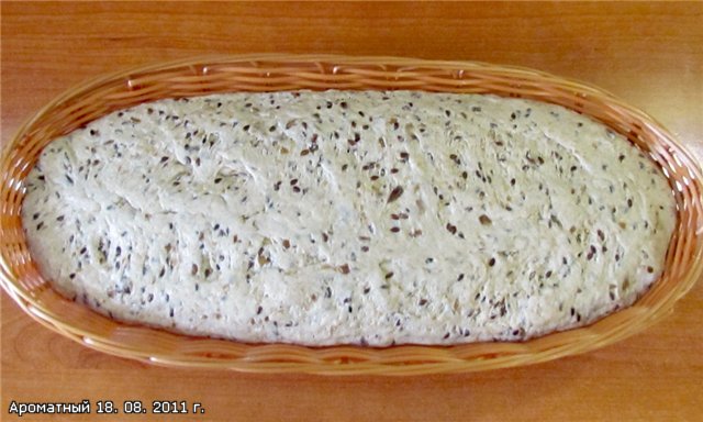 خبز عجين الجاودار العطري في الفرن