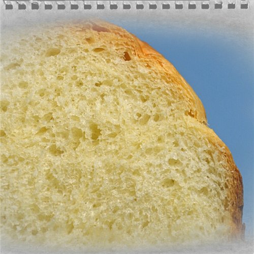 Merk 3801. Zoet broodje in een broodmachine