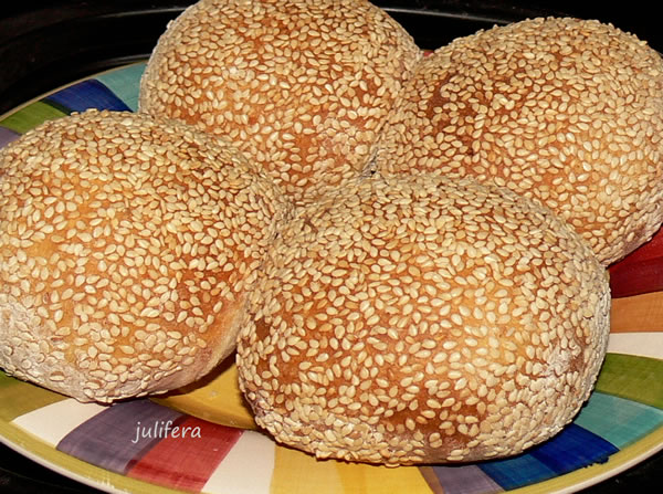 Bagel Sesame Seed Buns (Air Fryer)