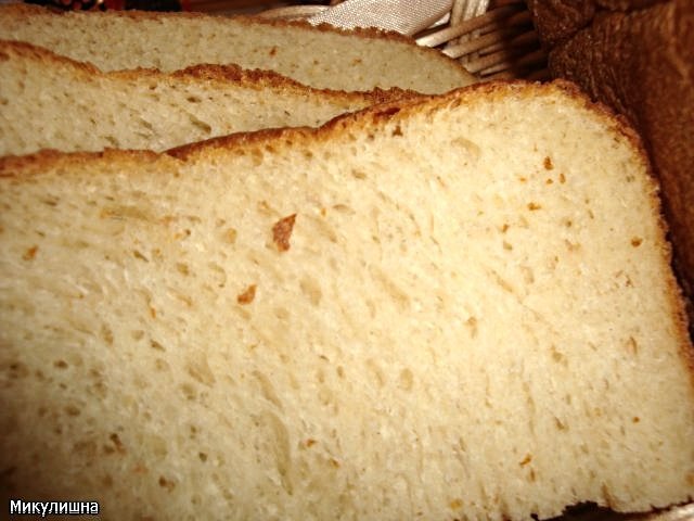 خبز القمح بالعسل والجبن (صانع الخبز)