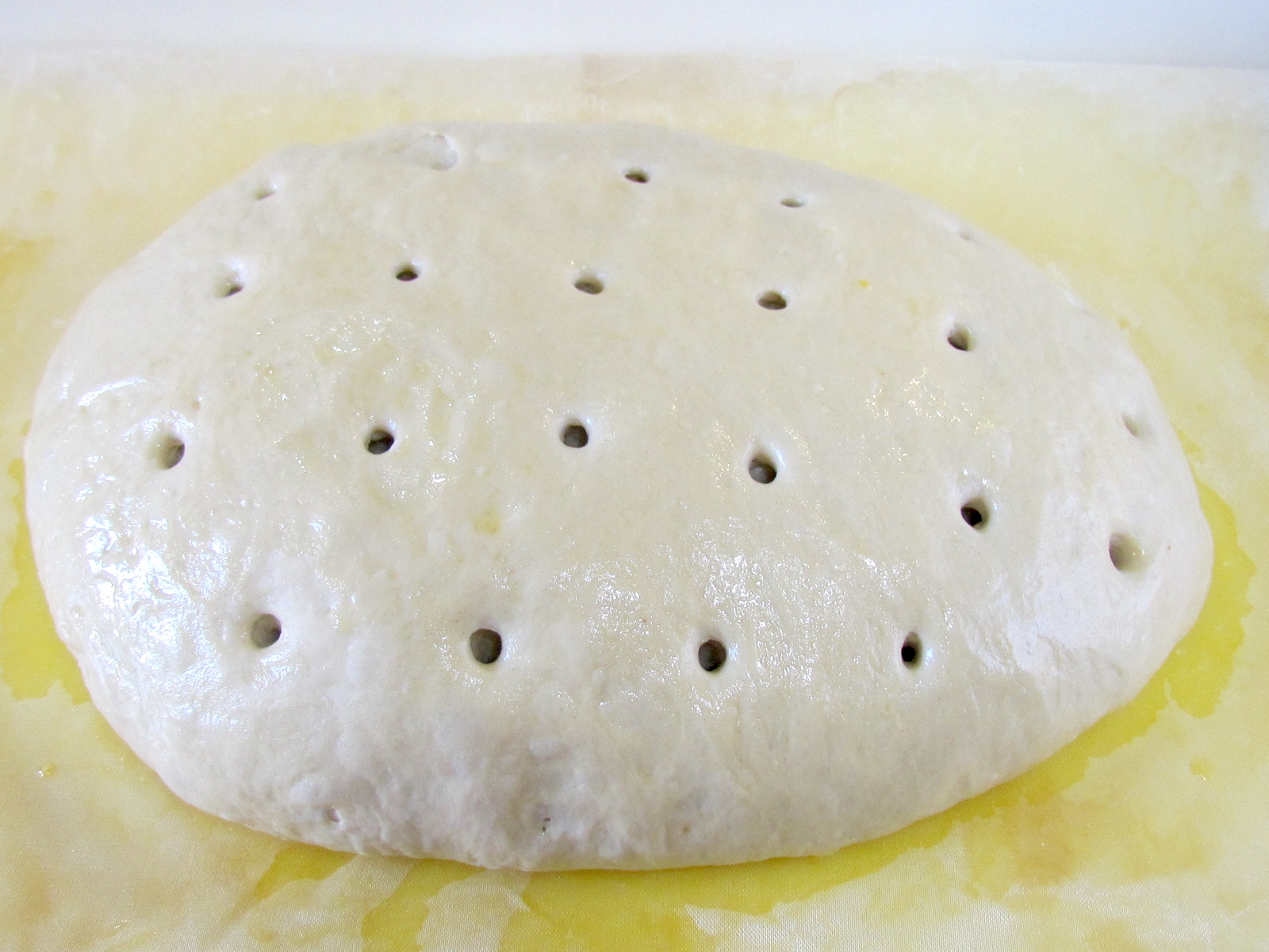 Egg bread in the oven