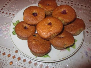 Citromos mazsolás muffinok