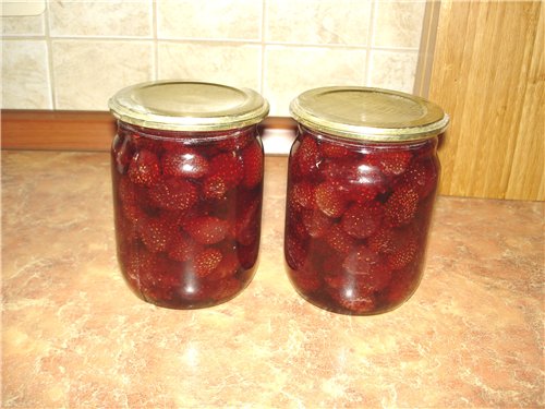 Strawberry jam according to an old recipe