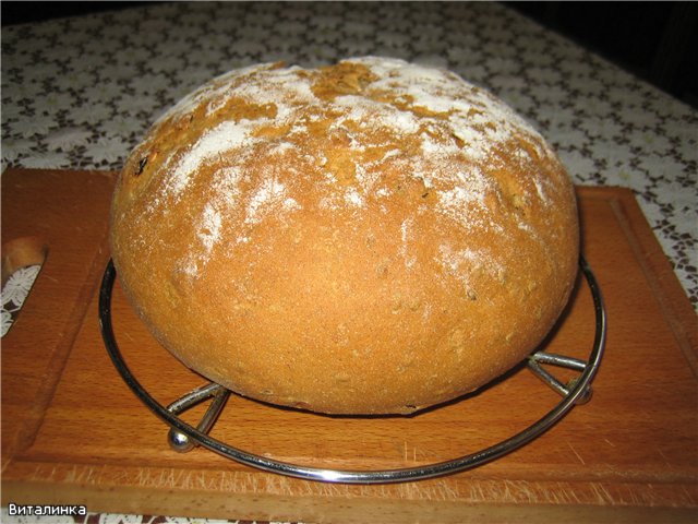 Chleb pszenno-żytni z papryką i siemieniem lnianym