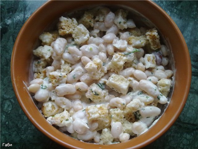 Khrum-Khrum salad