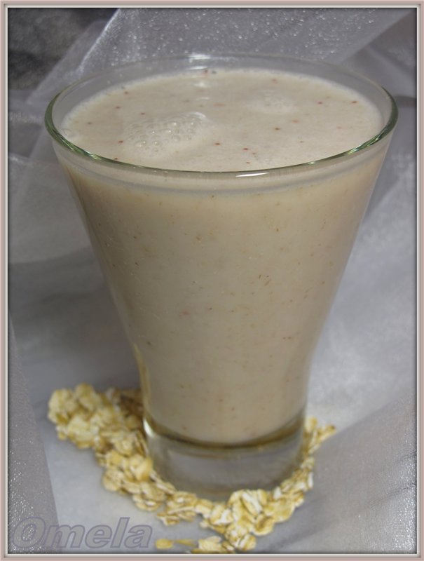 חלב שיבולת שועל וארוחת בוקר בריאה (רב-בלנדר Profi Cook PC-MSM1024)