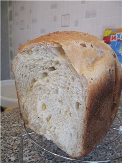 Chleb serowy w wypiekaczu do chleba