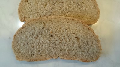 Czeski chleb Szumawa z maślanką w maszynie do chleba