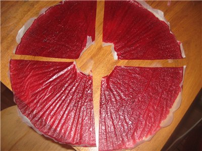 Pasztilla bogyók keverékéből (vörös és fekete ribizli + málna)
