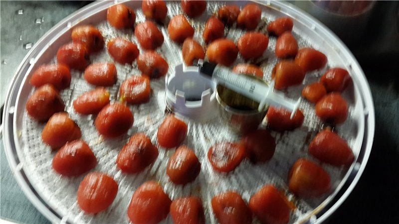 Tomates secados al sol, agridulces con salsa de soja
