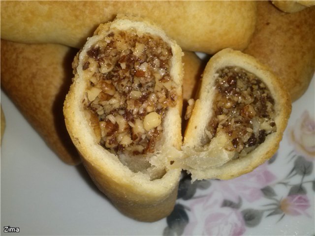 Walnut rolls