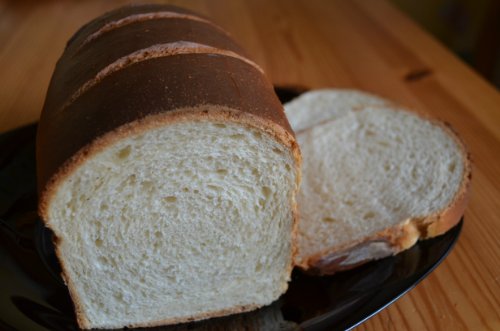 Mléčný studený chléb