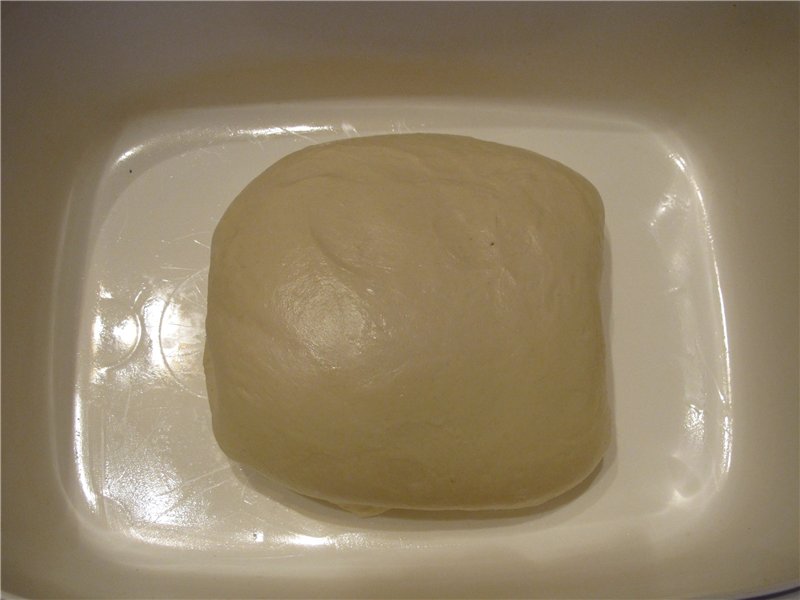 Rollo de queso letón en el horno
