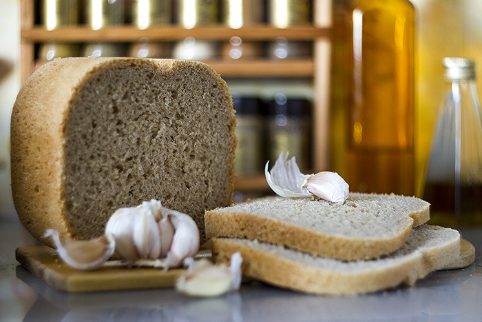 LG 2001. Simple wheat-rye bread