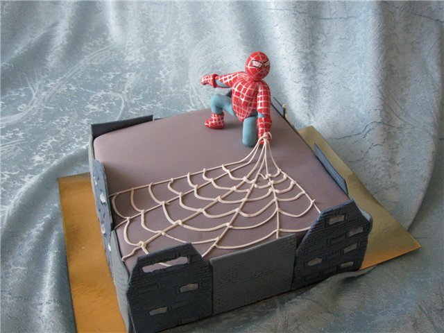 Pókember sütemények