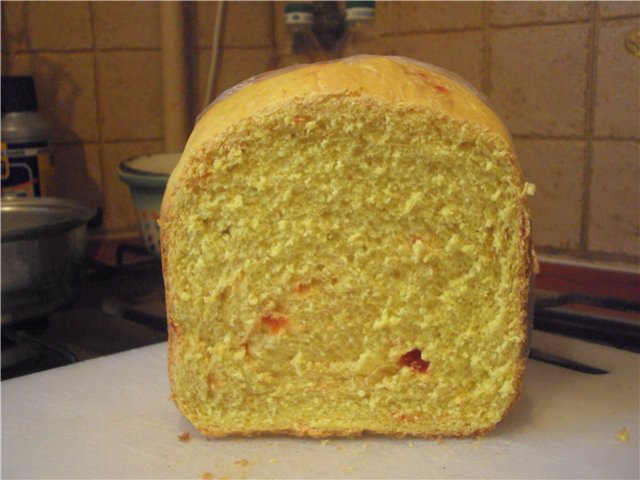 Pan de naranja en una panificadora