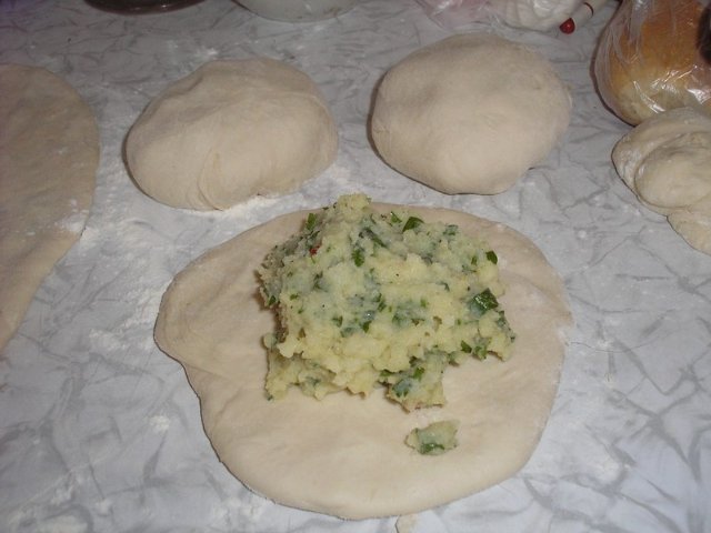 Tortillas with sourdough potatoes.