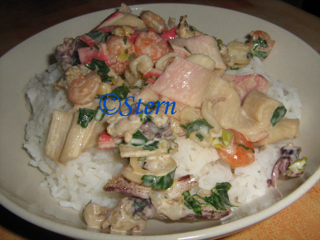 Seafood cocktail in creamy sauce