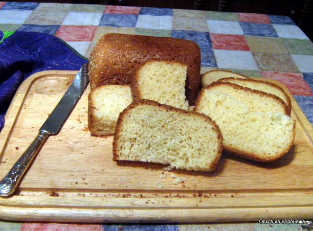Chleb sezamowy w wypiekaczu do chleba