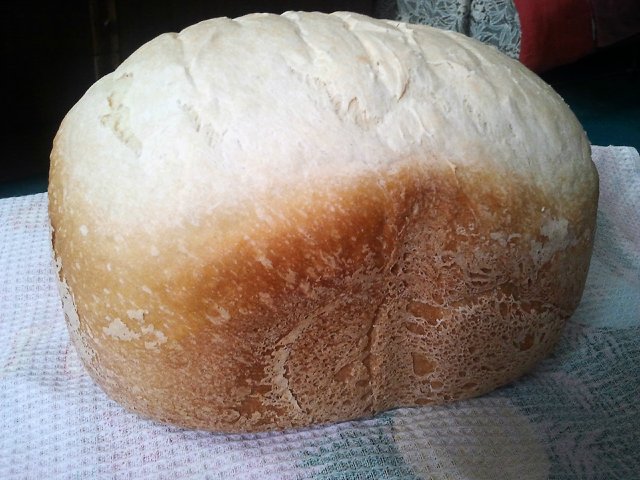 Wypiekacz do chleba Binatone BM 1168