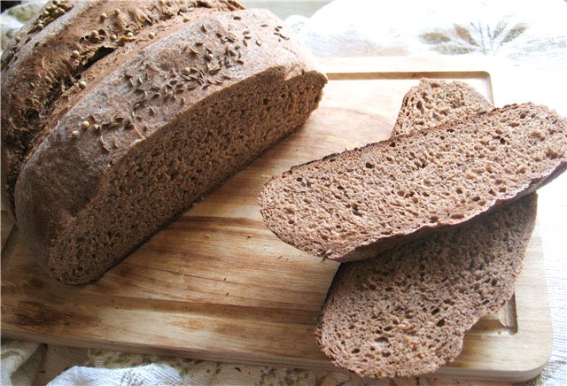 Pan de centeno y trigo con semillas de alcaravea