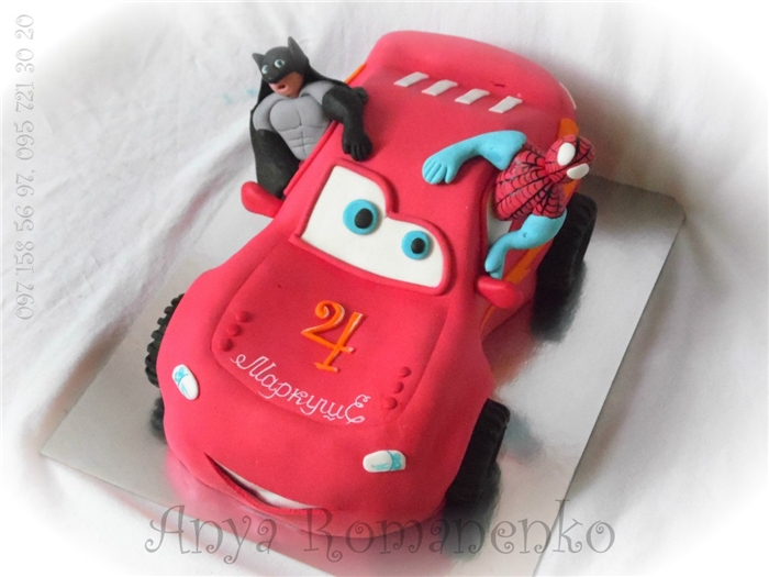 עוגות המבוססות על הסרטים המצוירים Cars