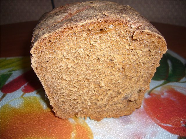 Tarwe-roggebrood (drie soorten meel) in KhP