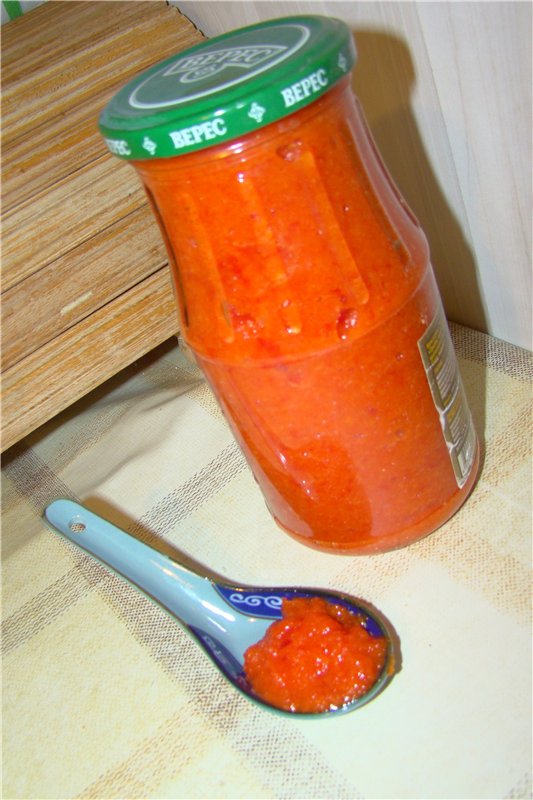 Salted sweet red pepper paste