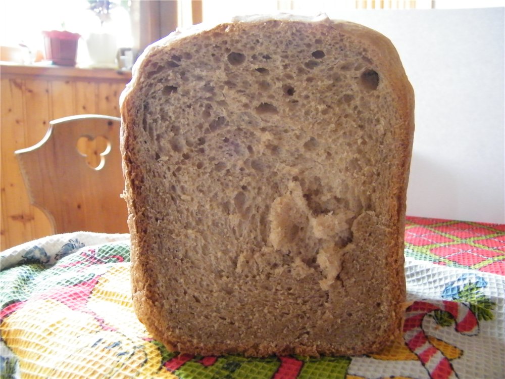 Creamy rye bread (bread maker)