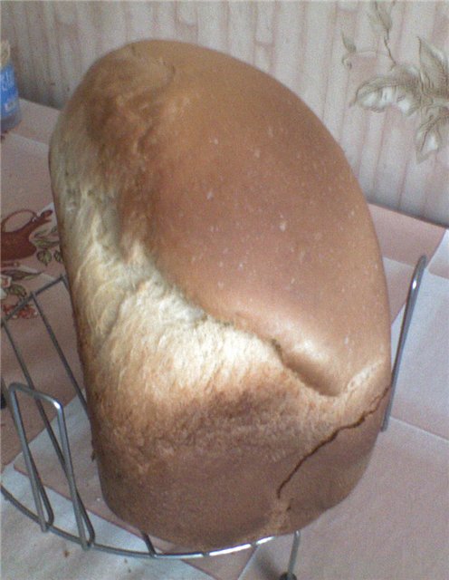 Kulich in una macchina per il pane