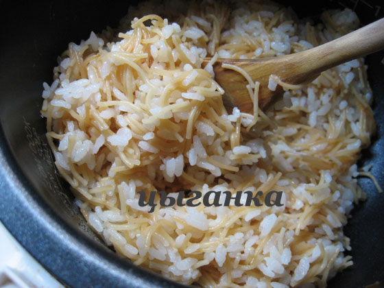 Ryż i makaron smażony