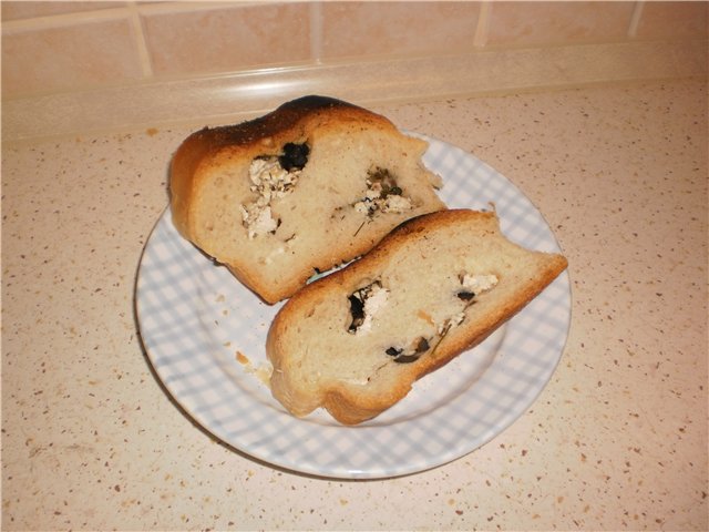 Grieks brood met feta en olijven (oven)
