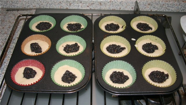 Cupcakes con relleno de semillas de amapola