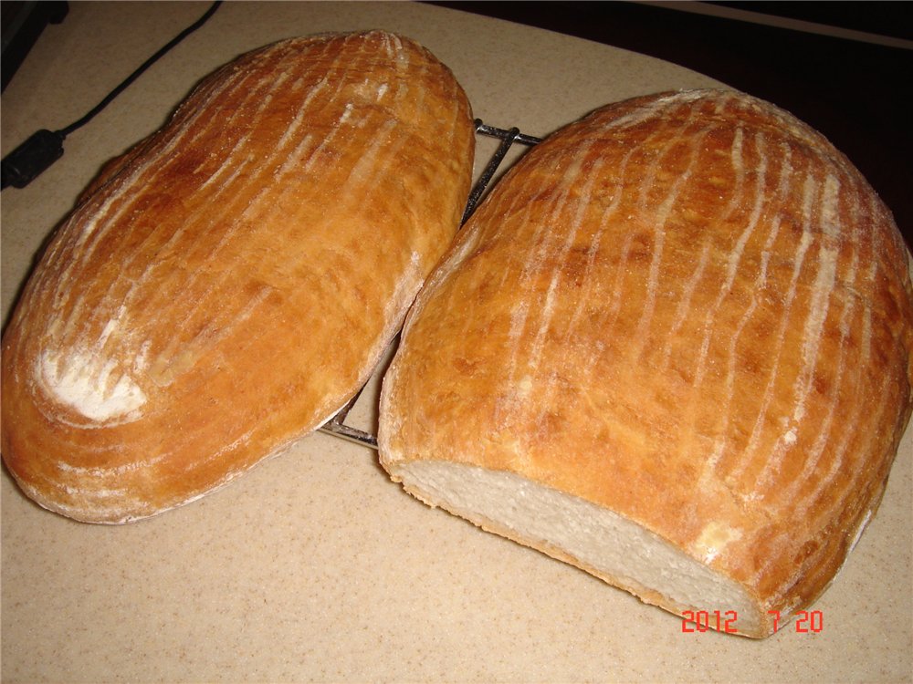 Bread Como (Pane di Como) in the oven (not to be confused with Pane di Come Antico)