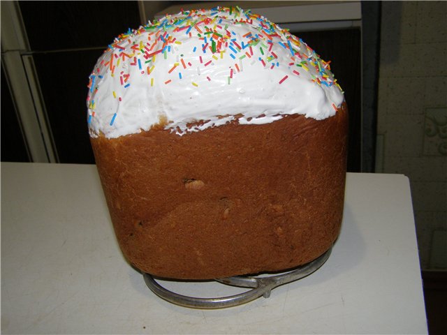 Weense deegcake in een broodbakmachine