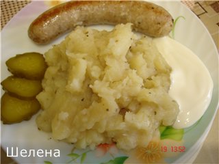 البطاطس المطهية والنقانق للقلي - طبق ثنائي (حلة ضغط بولاريس 0305)