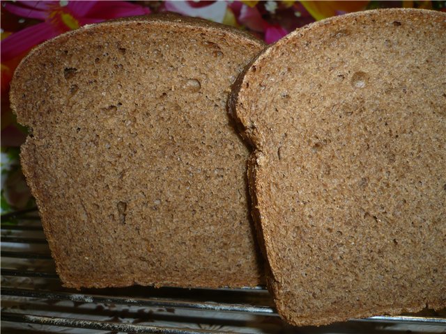 Pan de masa madre de grano de trigo disperso