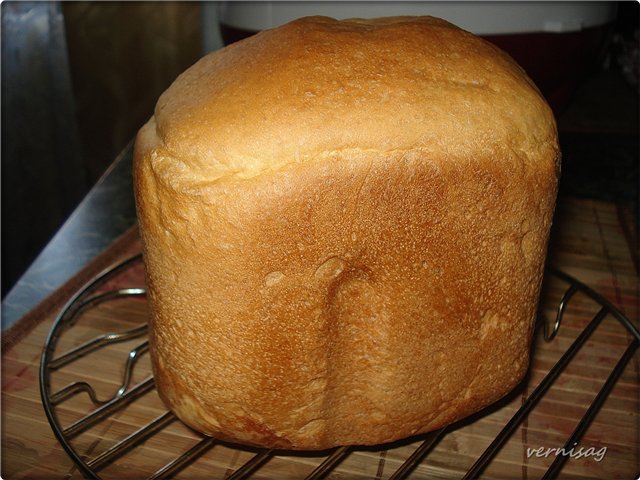 Wypiekacz do chleba Rolsen RBM-530