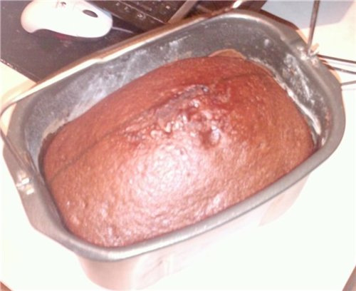 كعكة الشوكولاتة المجنونة (في صانع الخبز)