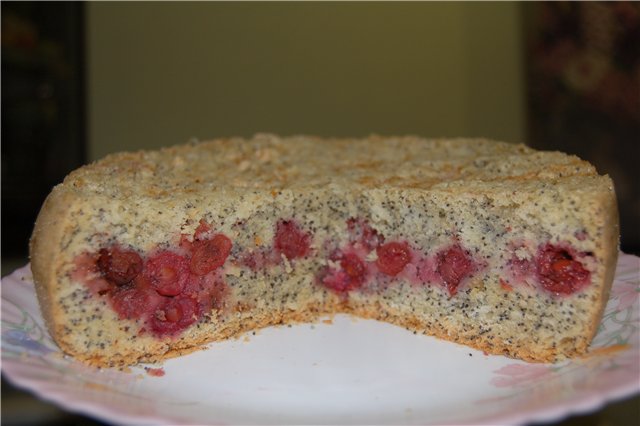 Cseresznye-mák torta dióval (sütő, lassú tűzhely)