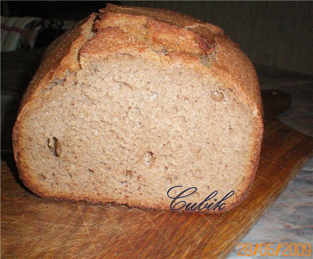 לחם שיפון חיטה (שלושה סוגי קמח) ב- KhP