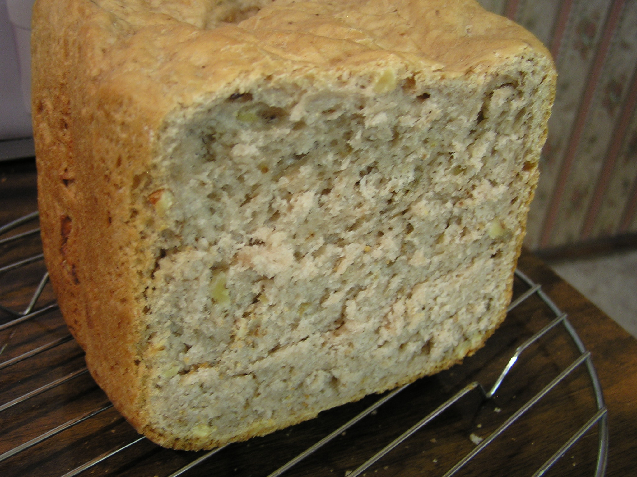 Wheat buckwheat bread with walnuts (Posted by Caprice)