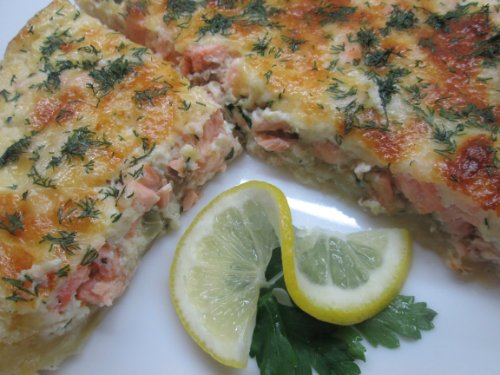 Quiche with salmon and chavroux goat cheese