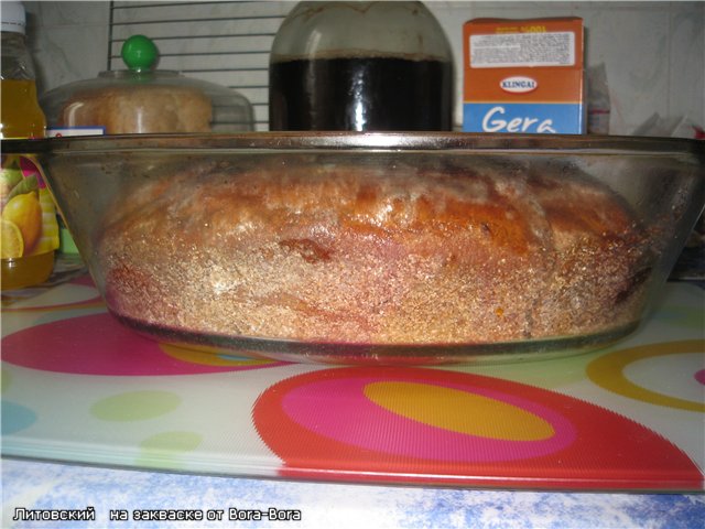 الخبز الليتواني (بواسطة BoraBor)
