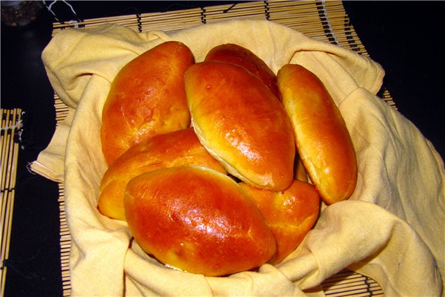 Yeast dough pies with kefir