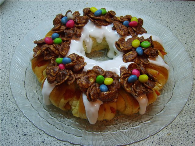 Easter flower with chocolate nests